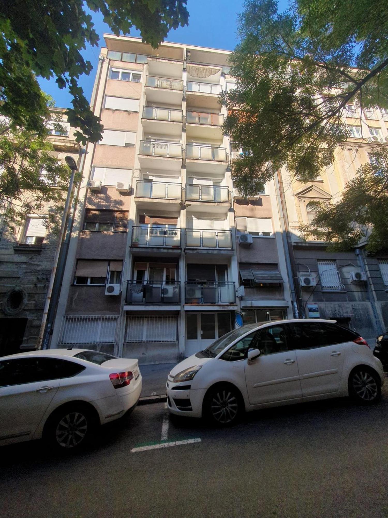 Centrum 2 Belgrado Exterior foto